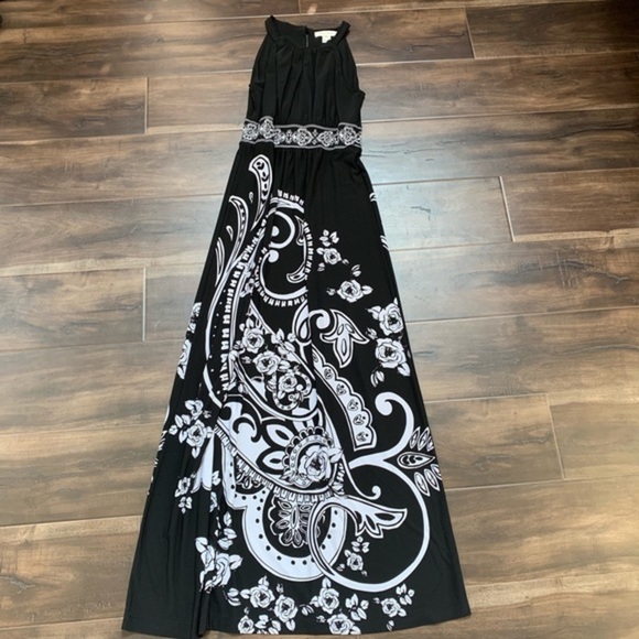 White House Black Market Maxi Dress - Picture 2 of 3